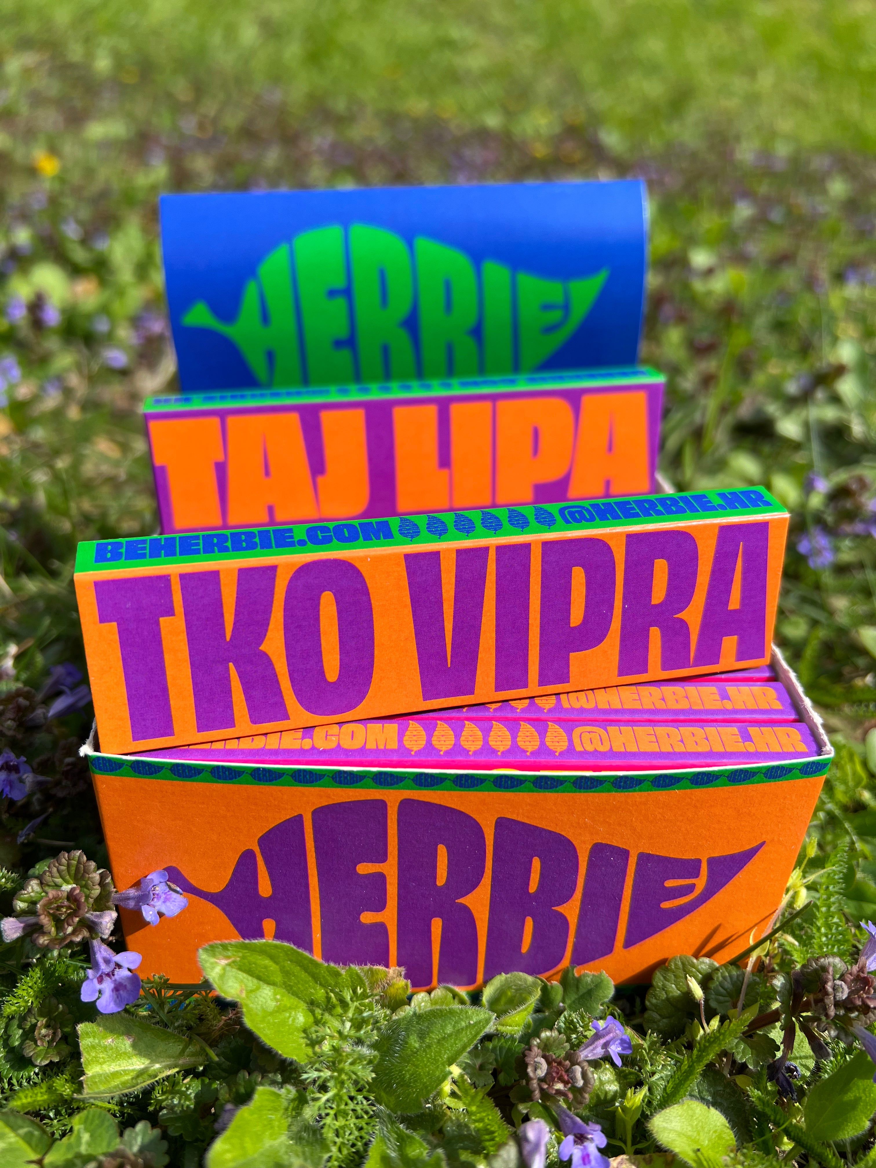 Scatola con 26 Herbie king size rizla con filtri (carta da rollare canapa e non sbiancata)