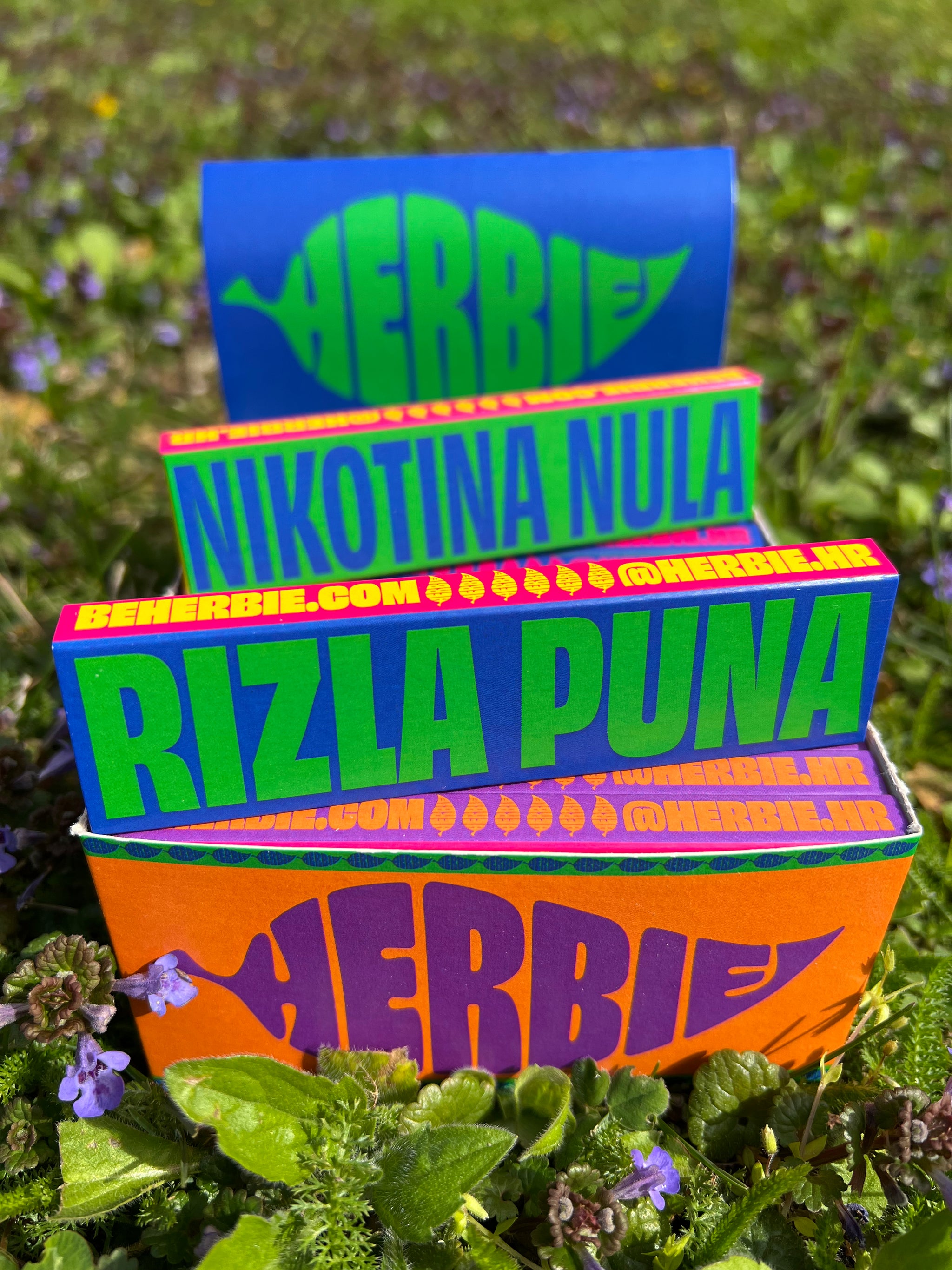 Scatola con 26 Herbie king size rizla con filtri (carta da rollare canapa e non sbiancata)