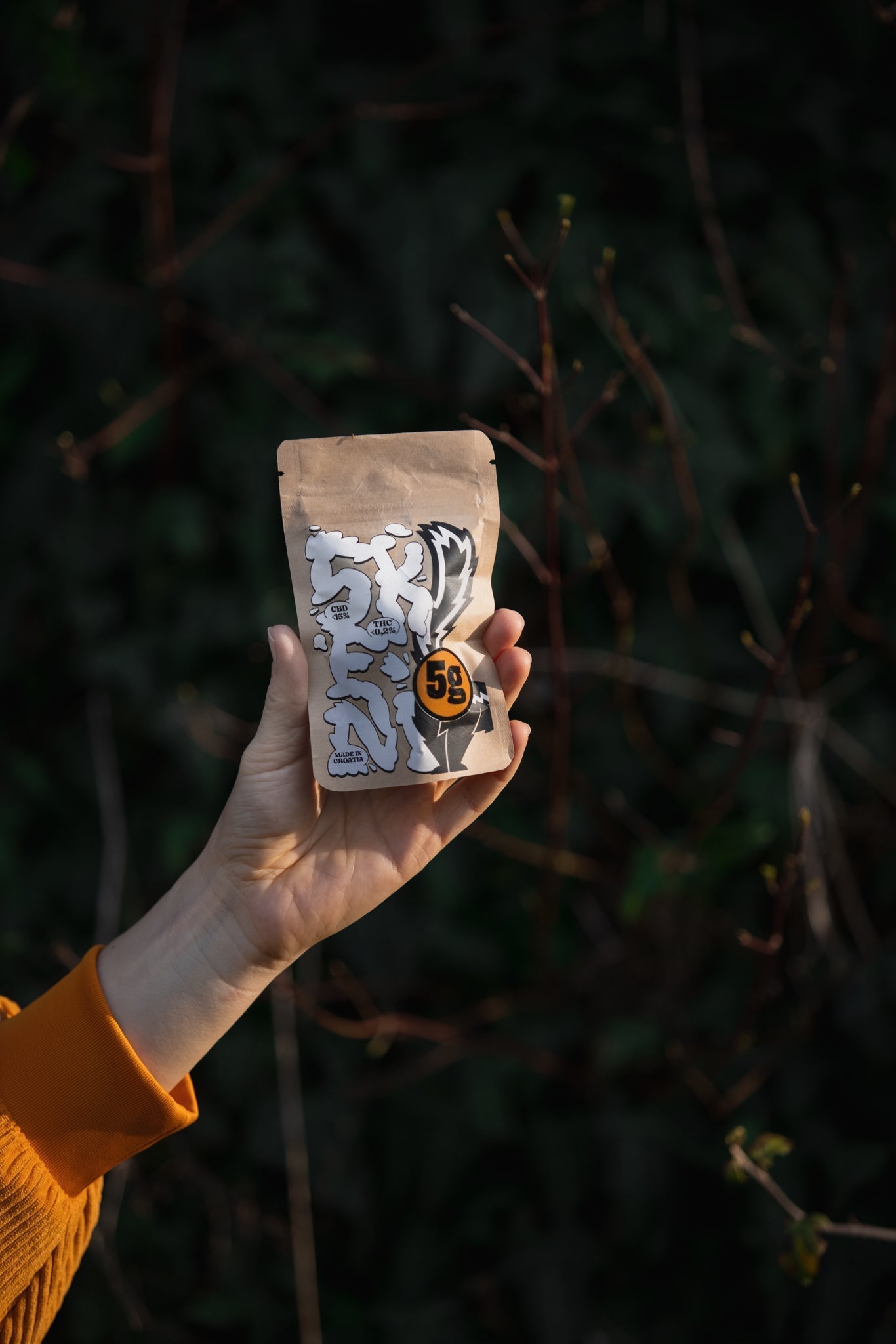 CROcodila Haze premium CBD cvijet 5g + Skeni premium CBD cvijet 5g + Herbie king size rizle s filterima (4 kom) - Herbie.hr